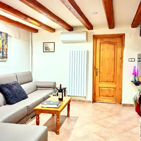 Montsant Wine House With Mountain Views Casa vacanze *