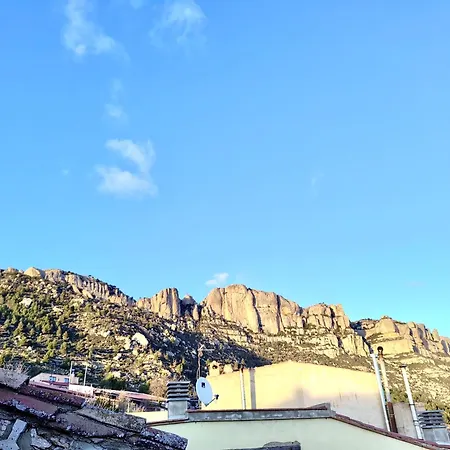 Montsant Wine House With Mountain Views