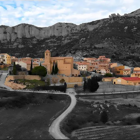 Montsant Wine House With Mountain Views * La Morera de Montsant